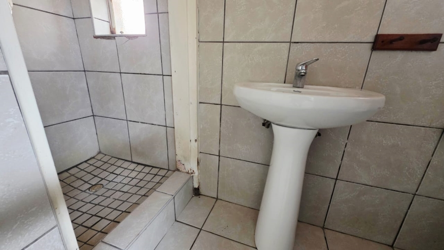 1 Bedroom Property for Sale in Wilkoppies North West